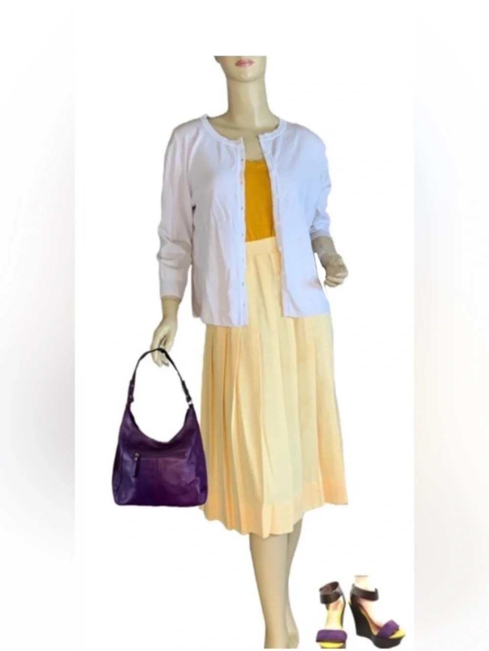 VINTAGE 1980'S YELLOW AND WHITE GINGHAM PRINT PLEATED A-LINE SKIRT (10)